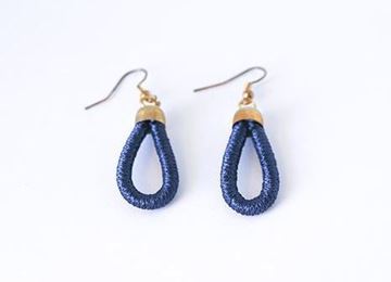Picture of Thread Wrap Earring (Navy)