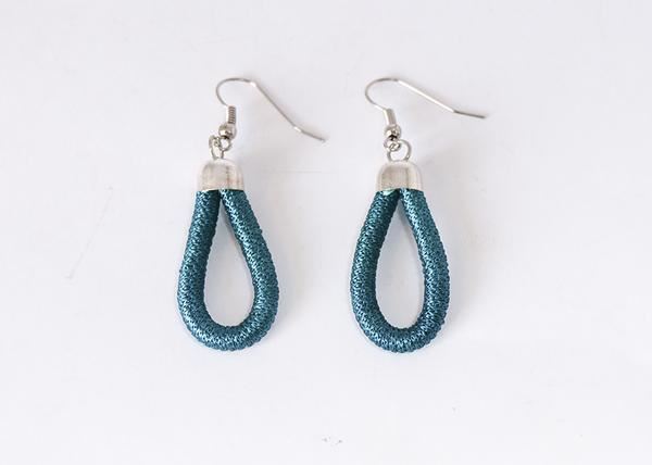 Picture of Thread Wrap Earring (Teal)